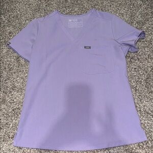 Lavender dew figs scrub top